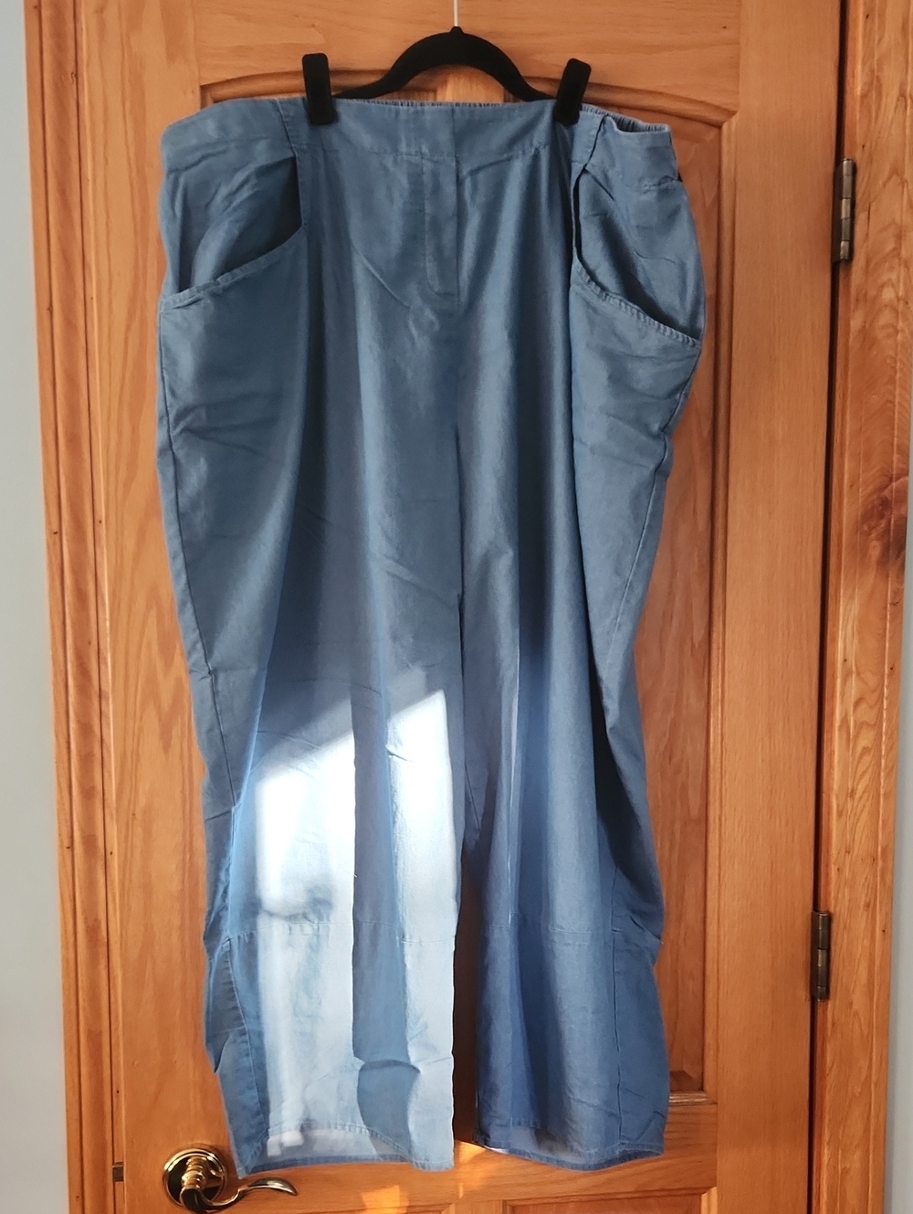 Studio Light Blue Men's Relaxed Light Weight Pull On Elastic Slacks